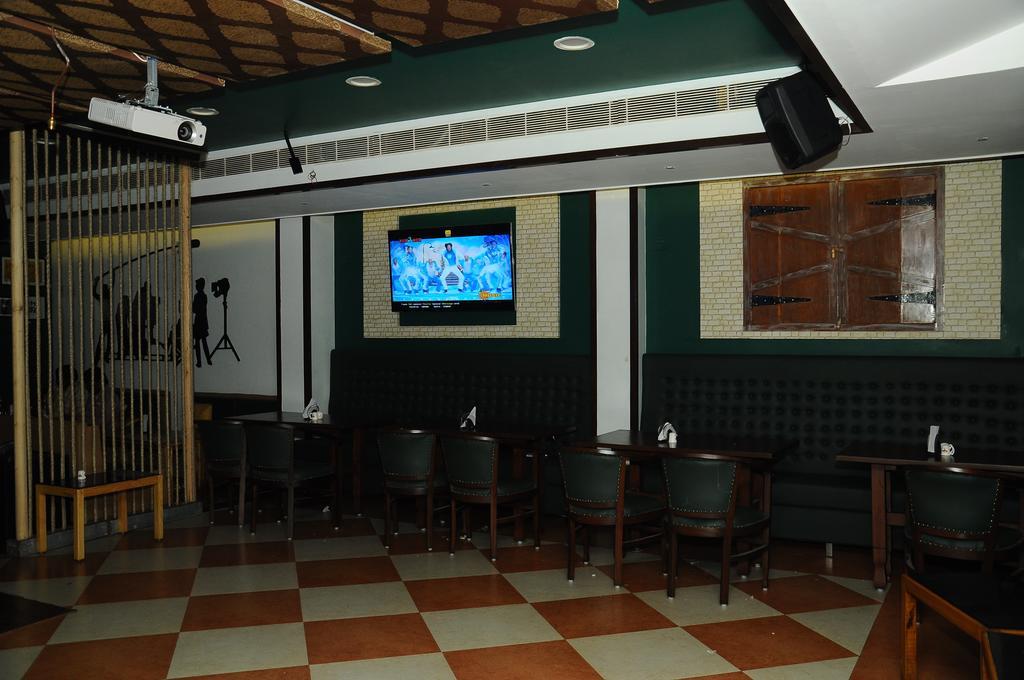 Hotel Srm Grands Chennai Exterior photo